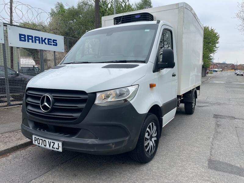 MERCEDES-BENZ SPRINTER 2.0 315 CDI Progressive